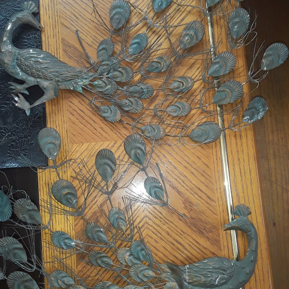 Total set of 3..(Vintage) Set of 2- Wired Peacocks, and 1-Wired w/ just leaves